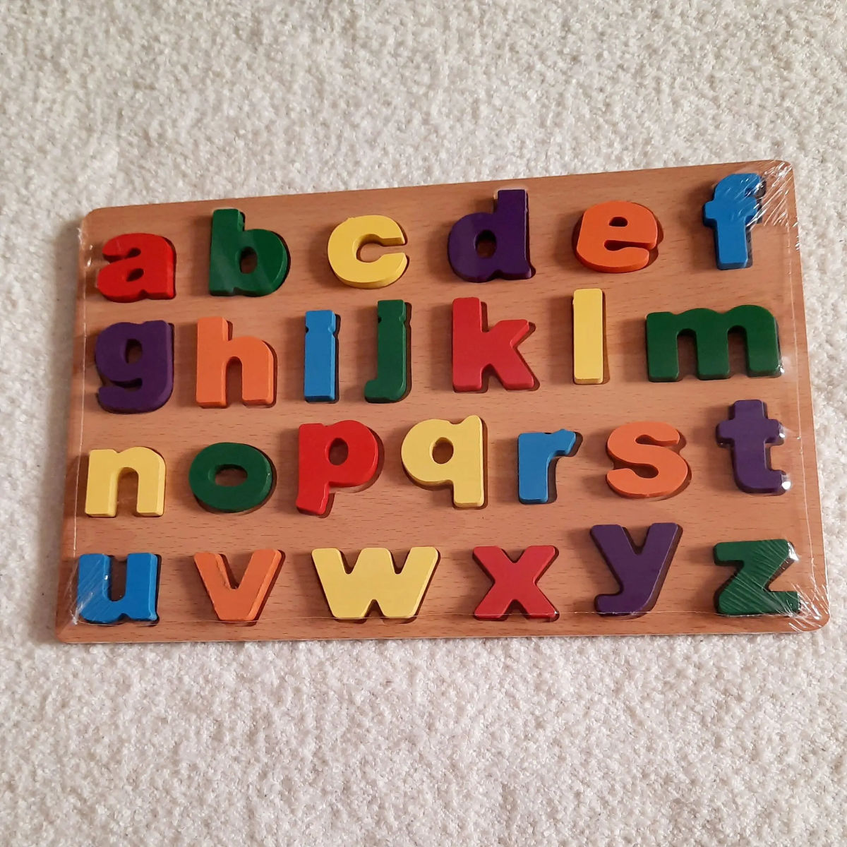 لغز حروف فرنسية صغيرة