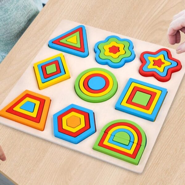 Shape puzzle board